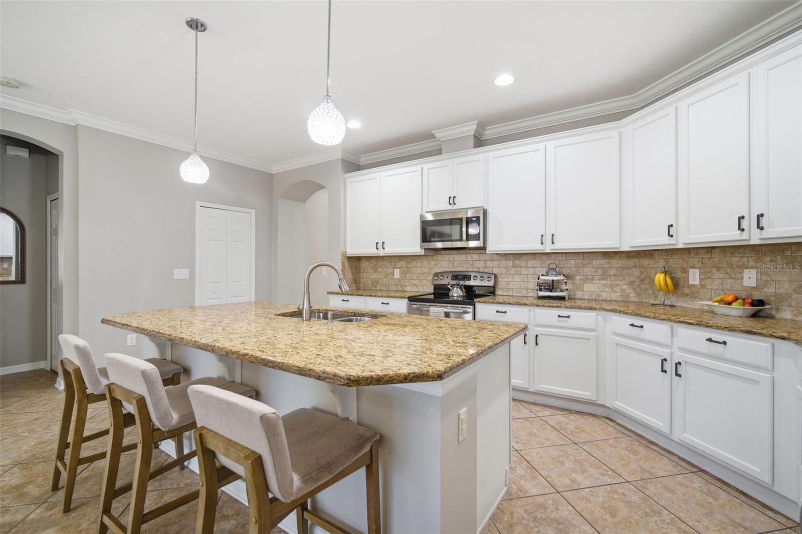 Image 26 of 82 For 31520 Holcomb Pass