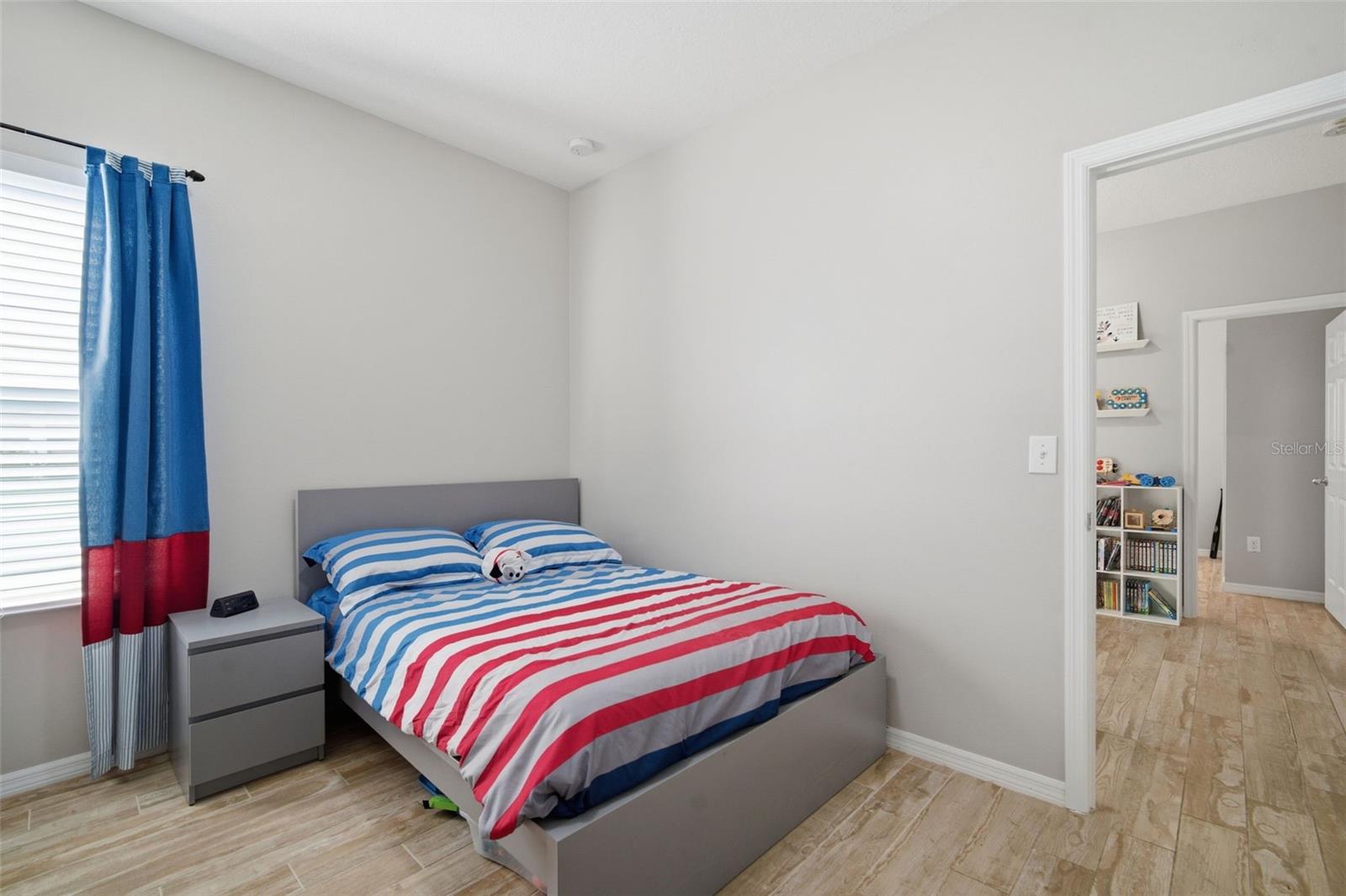 Image 46 of 82 For 31520 Holcomb Pass