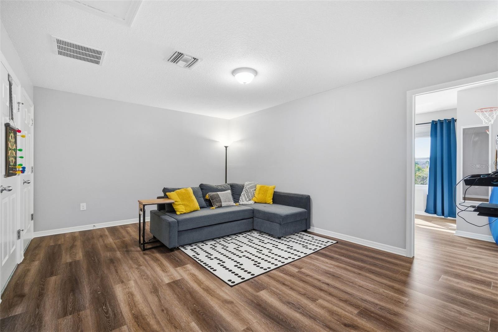 Image 52 of 82 For 31520 Holcomb Pass