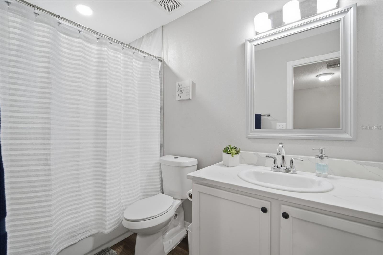 Image 55 of 82 For 31520 Holcomb Pass