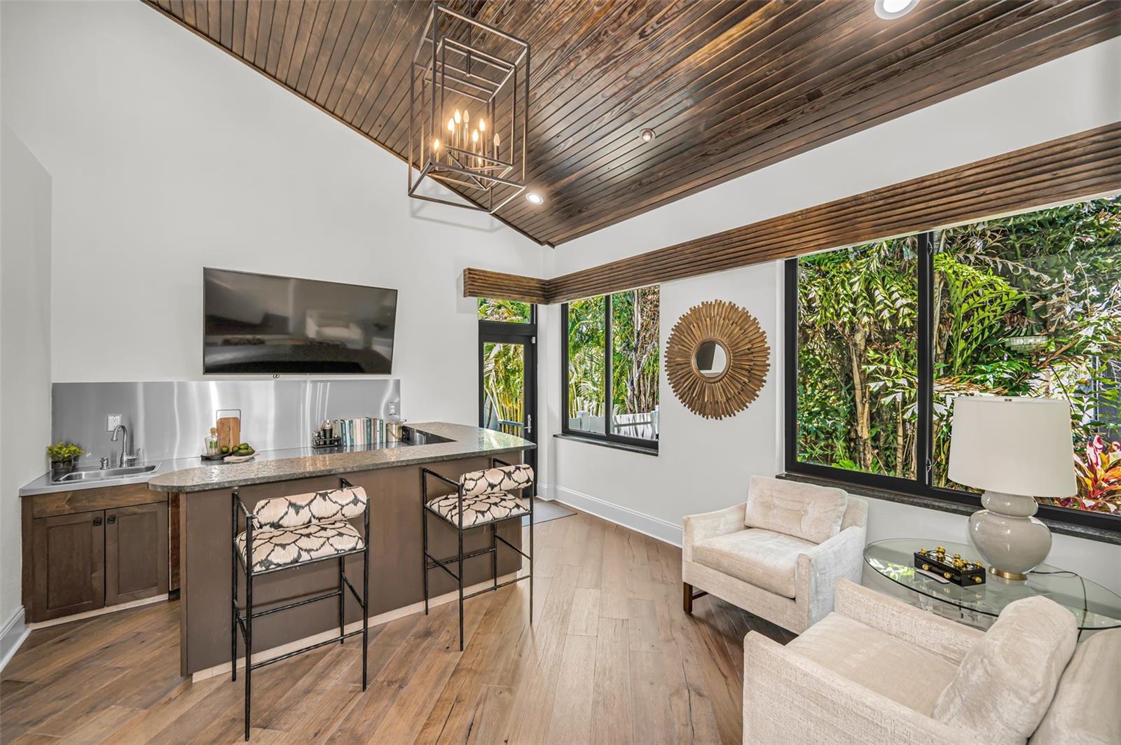 Image 19 of 64 For 1710 Brightwaters Boulevard Ne