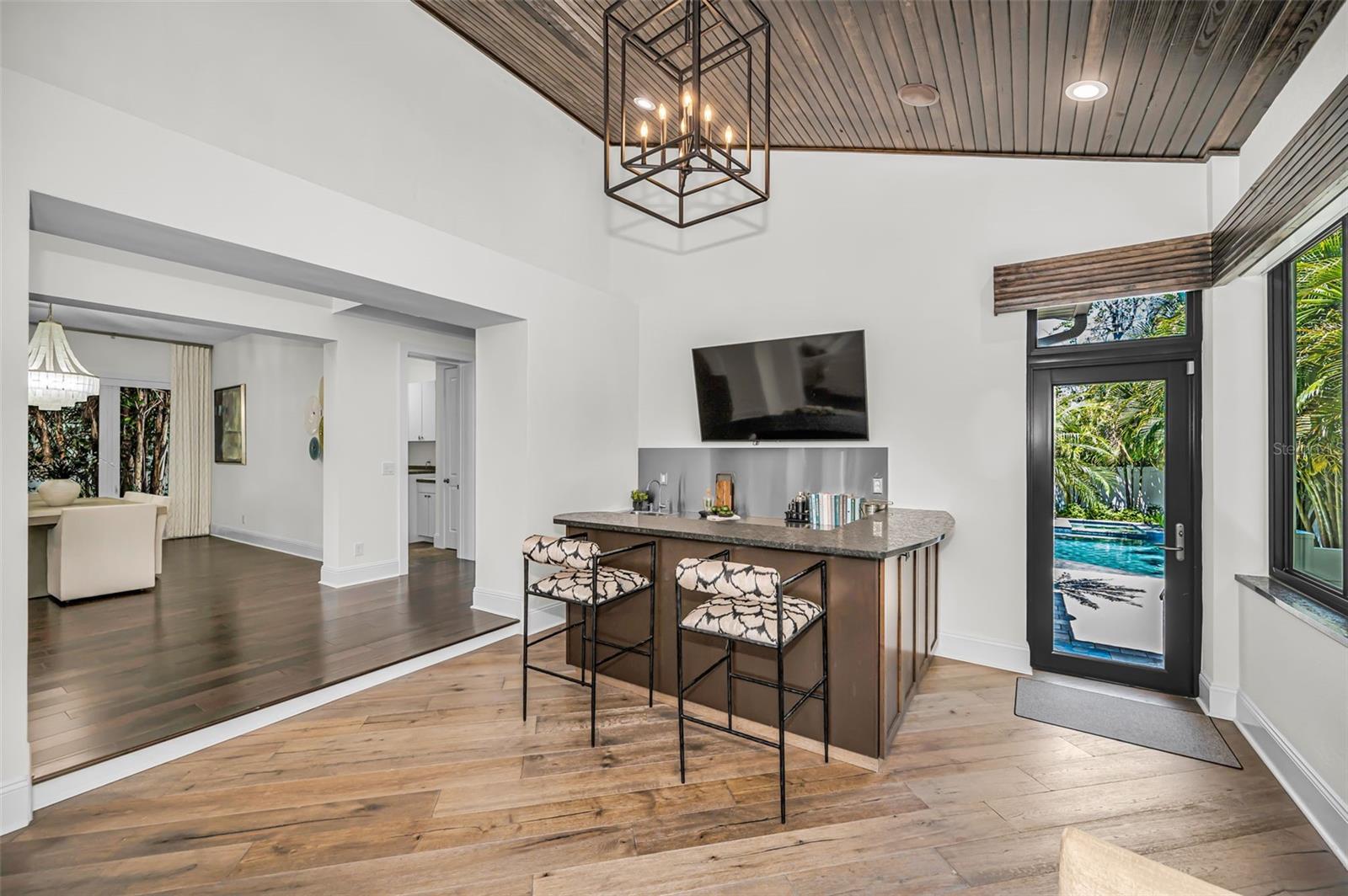 Image 21 of 64 For 1710 Brightwaters Boulevard Ne