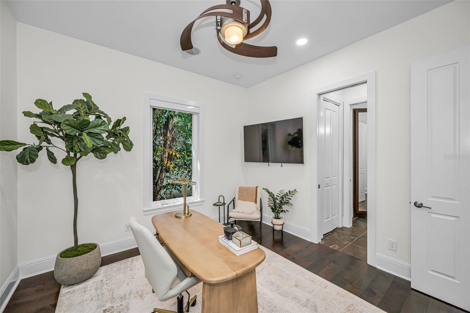 Image 28 of 64 For 1710 Brightwaters Boulevard Ne