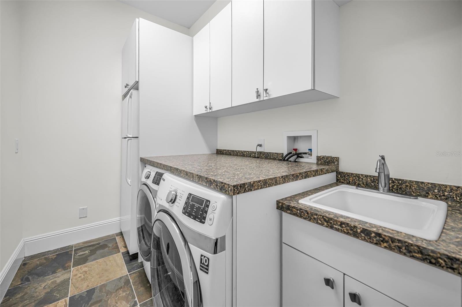 Image 30 of 64 For 1710 Brightwaters Boulevard Ne