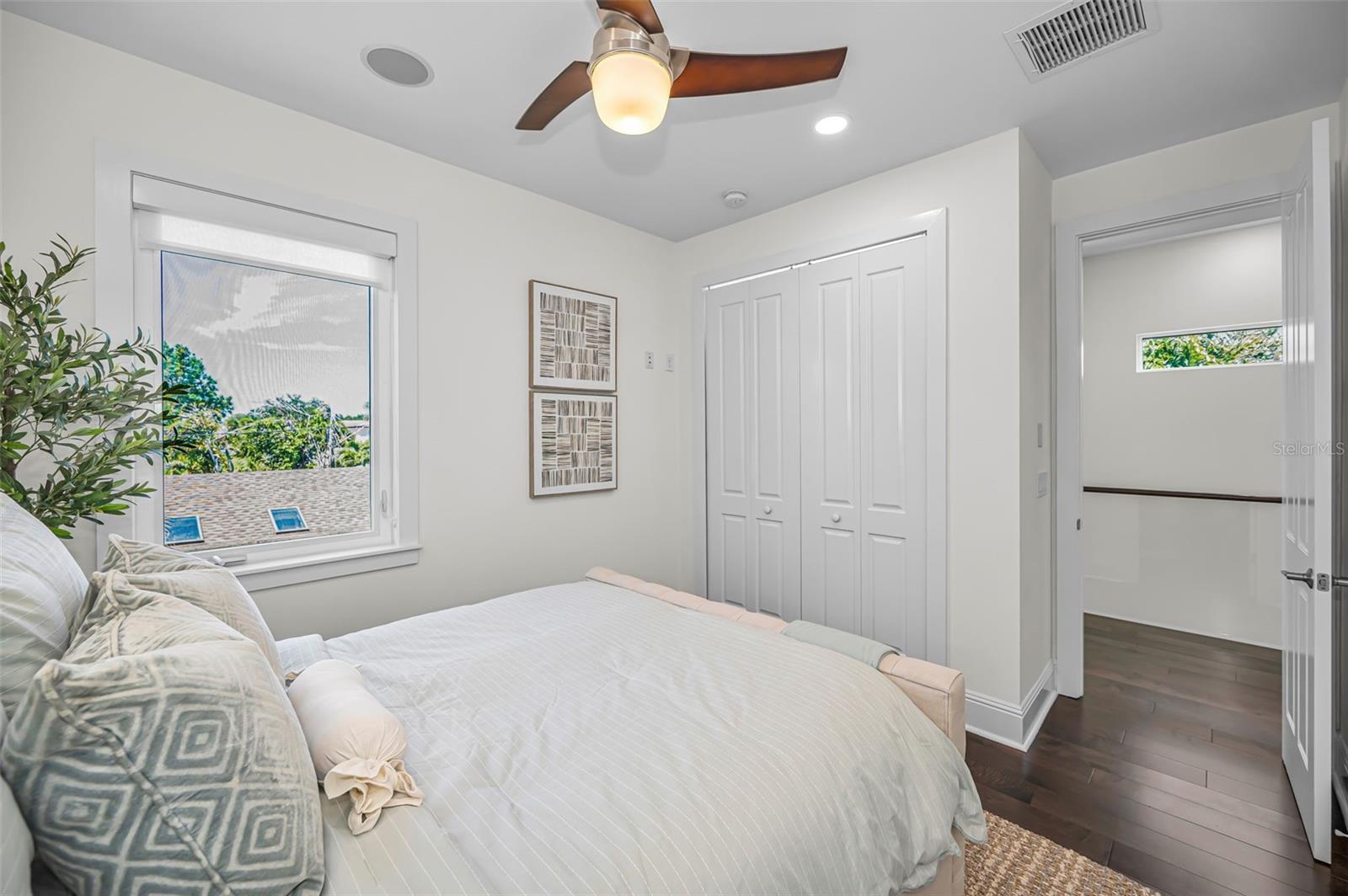 Image 36 of 64 For 1710 Brightwaters Boulevard Ne