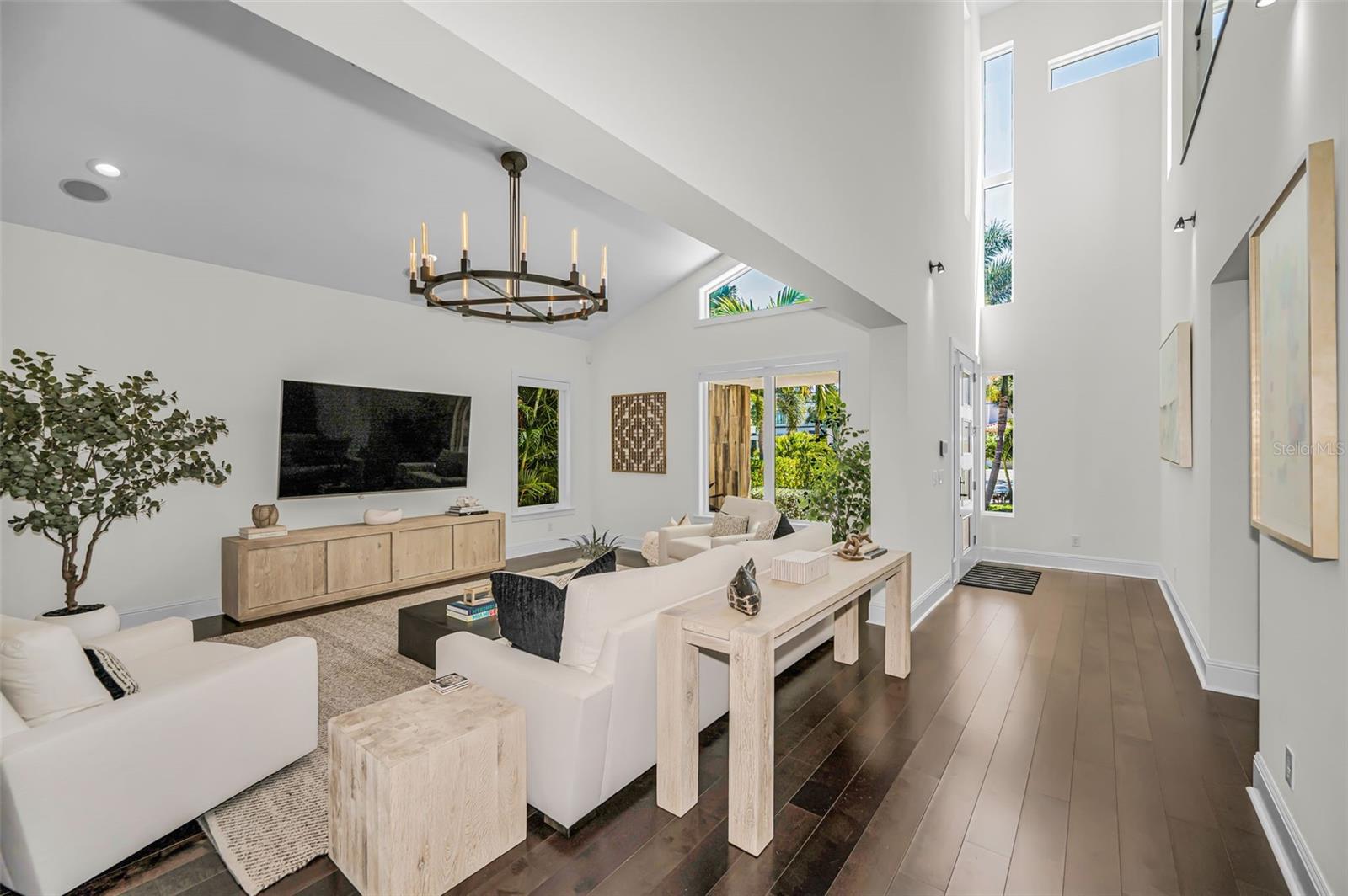 Image 6 of 64 For 1710 Brightwaters Boulevard Ne