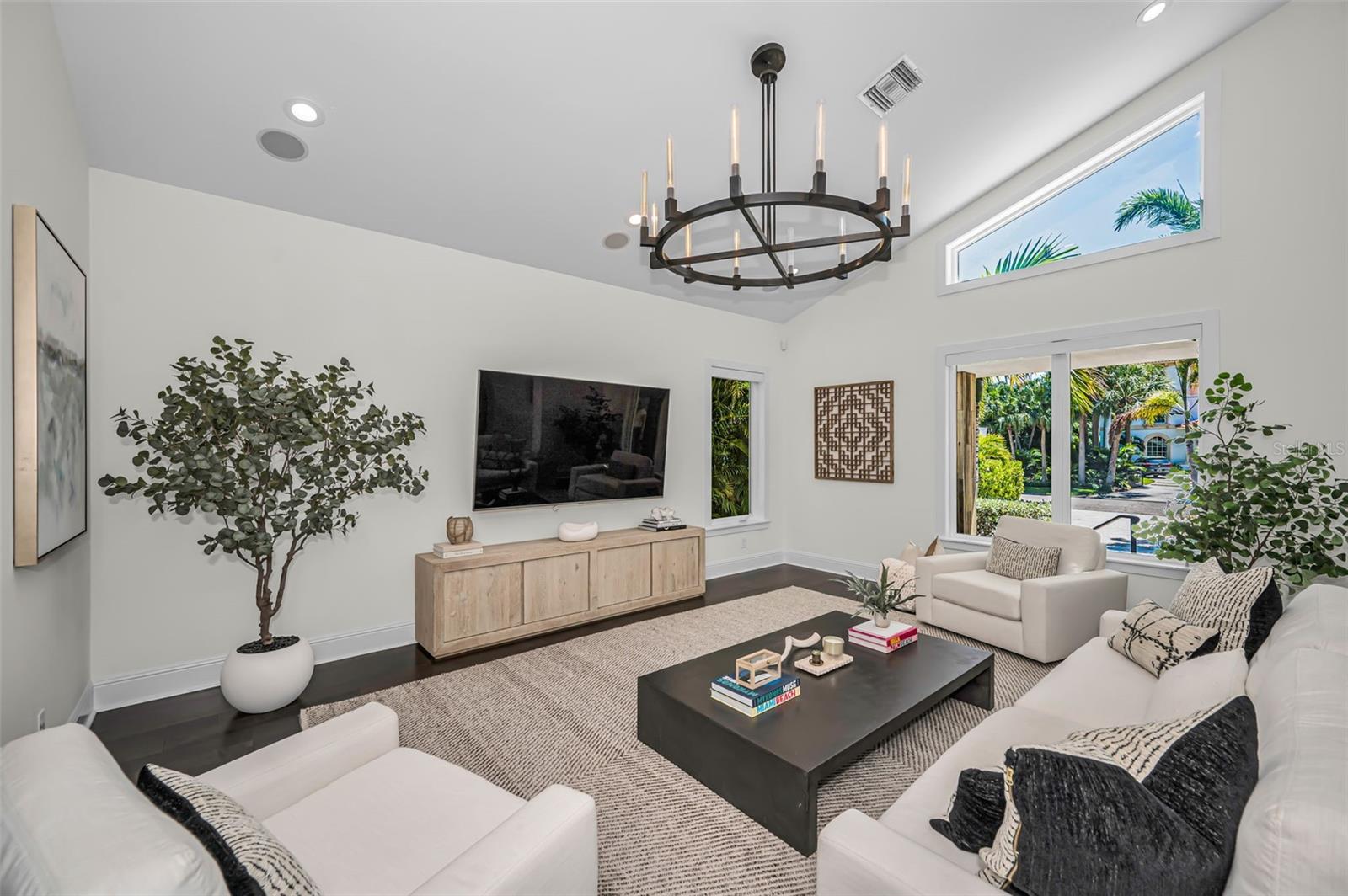 Image 7 of 64 For 1710 Brightwaters Boulevard Ne