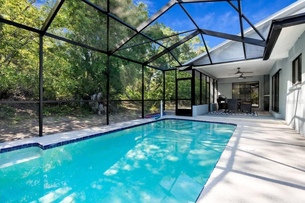 Image 24 of 26 For 13501 Whitby Road