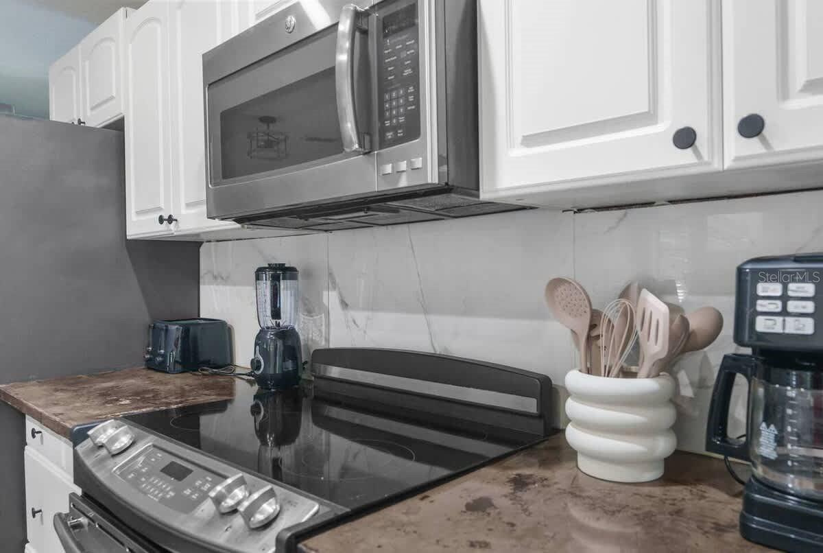 Image 9 of 26 For 13501 Whitby Road