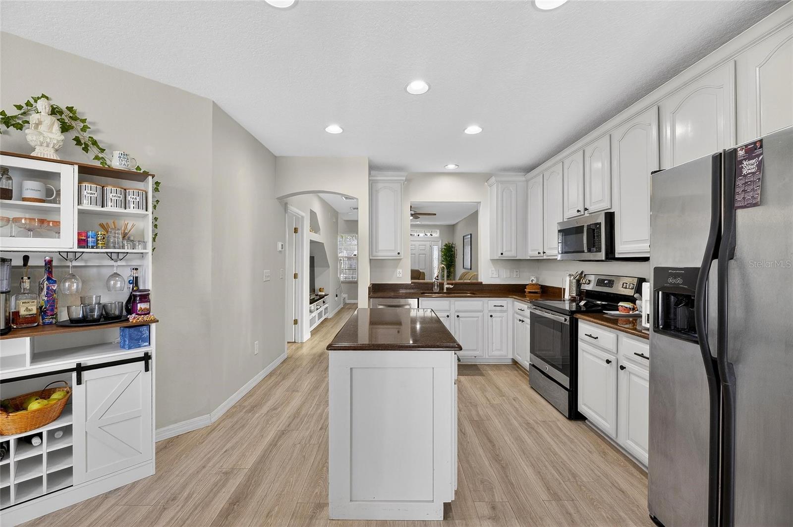 Image 21 of 70 For 5914 Beaconpark Street