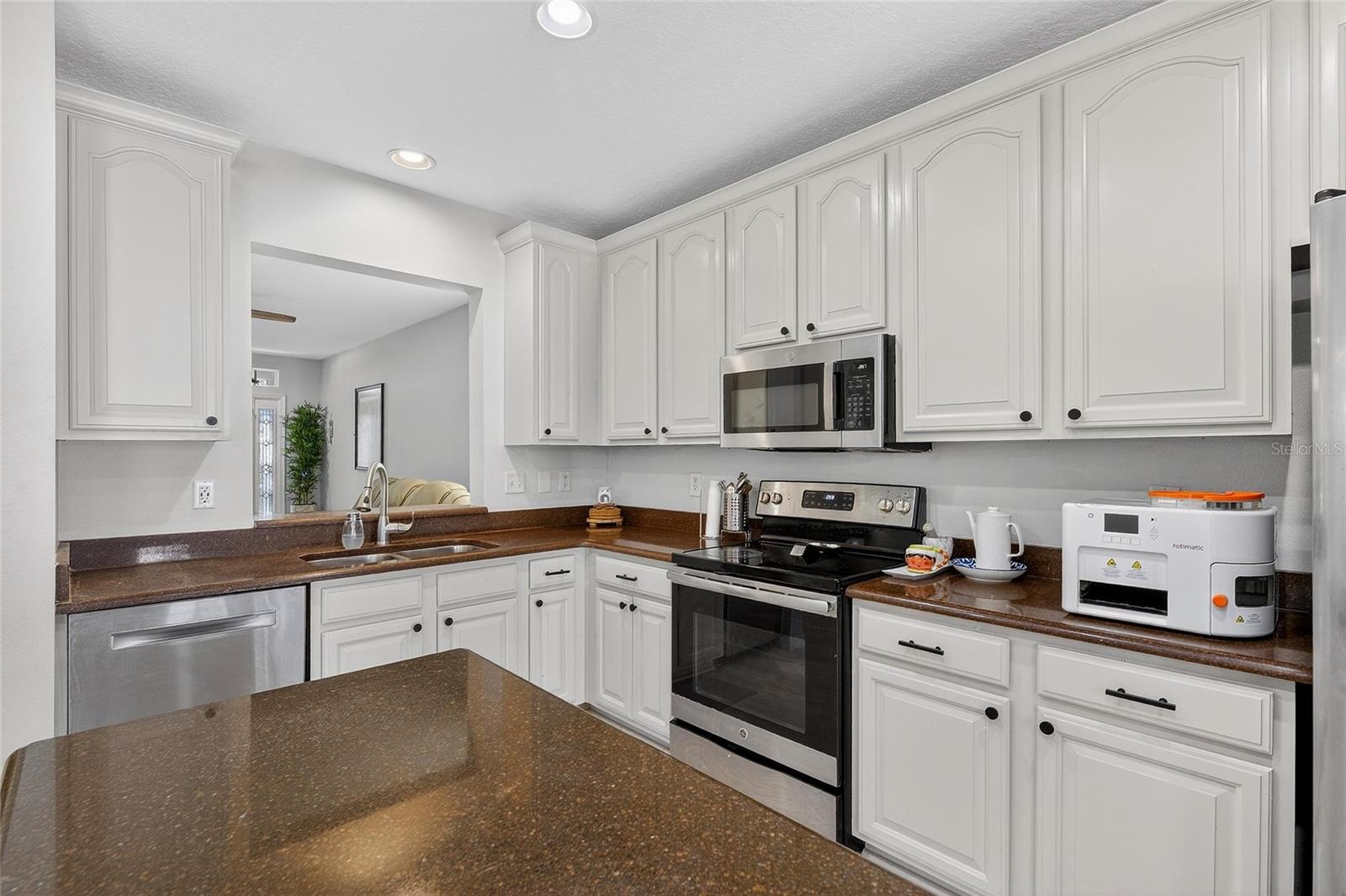 Image 23 of 70 For 5914 Beaconpark Street