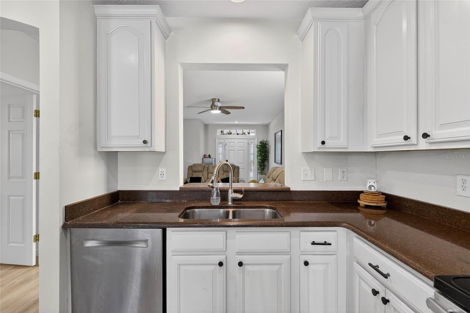 Image 24 of 70 For 5914 Beaconpark Street