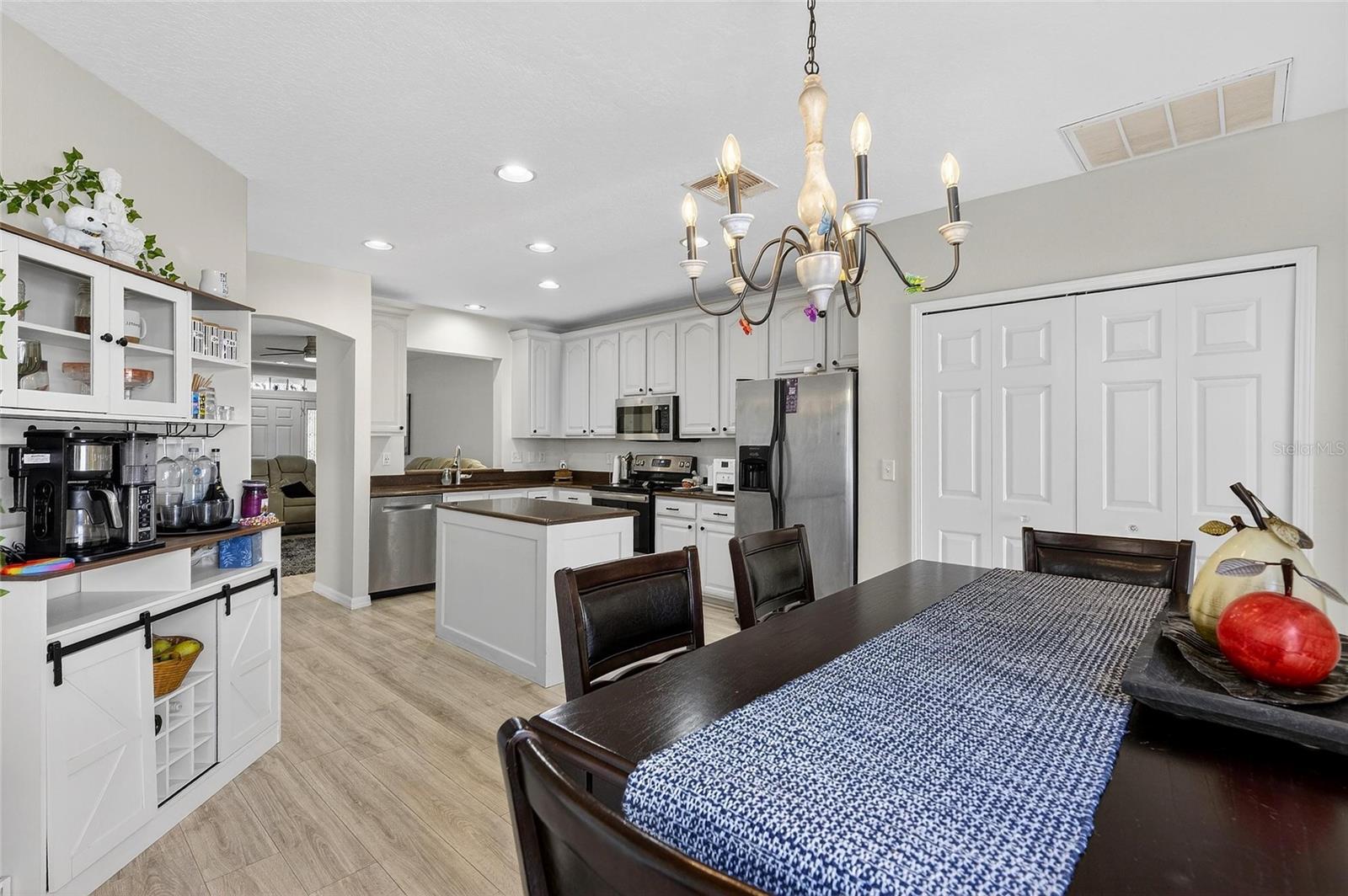 Image 28 of 70 For 5914 Beaconpark Street