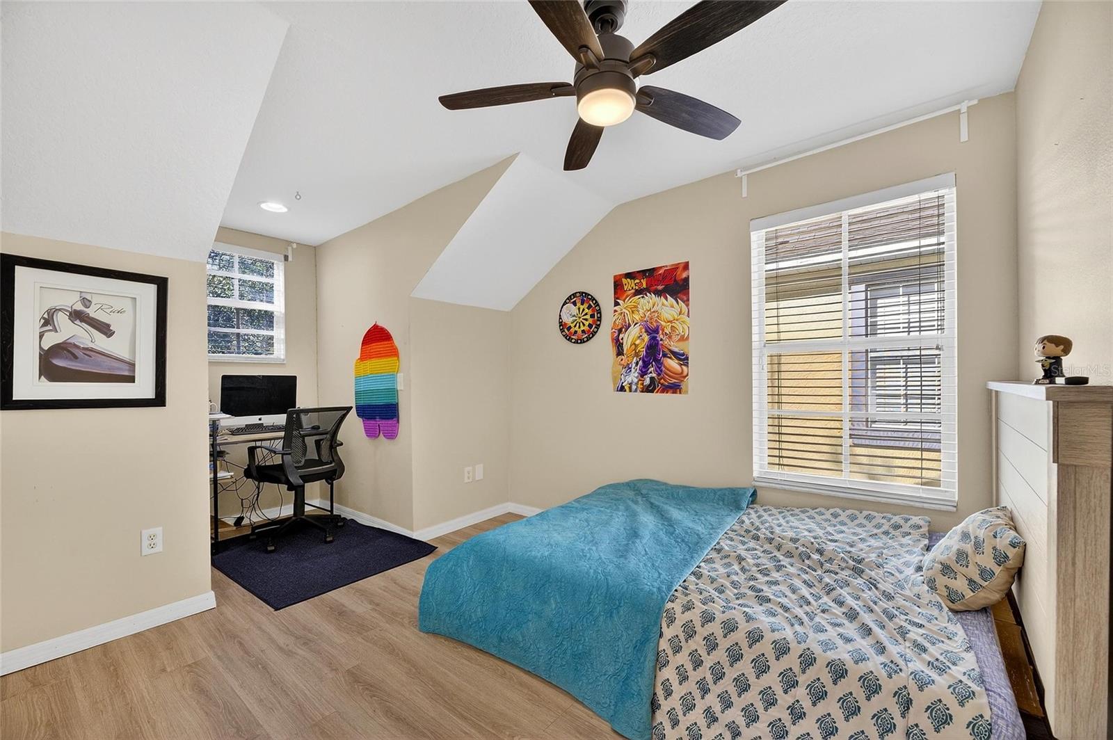 Image 47 of 70 For 5914 Beaconpark Street