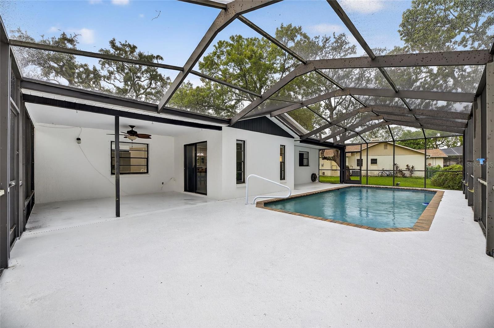 Image 32 of 34 For 8137 English Elm Circle