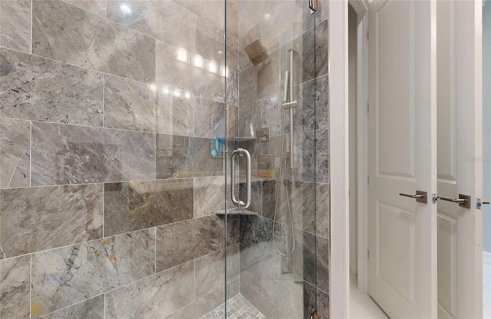 Image 31 of 47 For 5951 Bay Drive