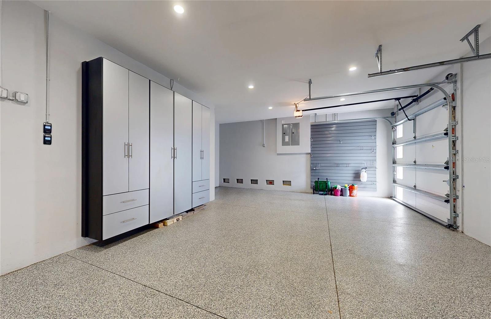 Image 38 of 47 For 5951 Bay Drive