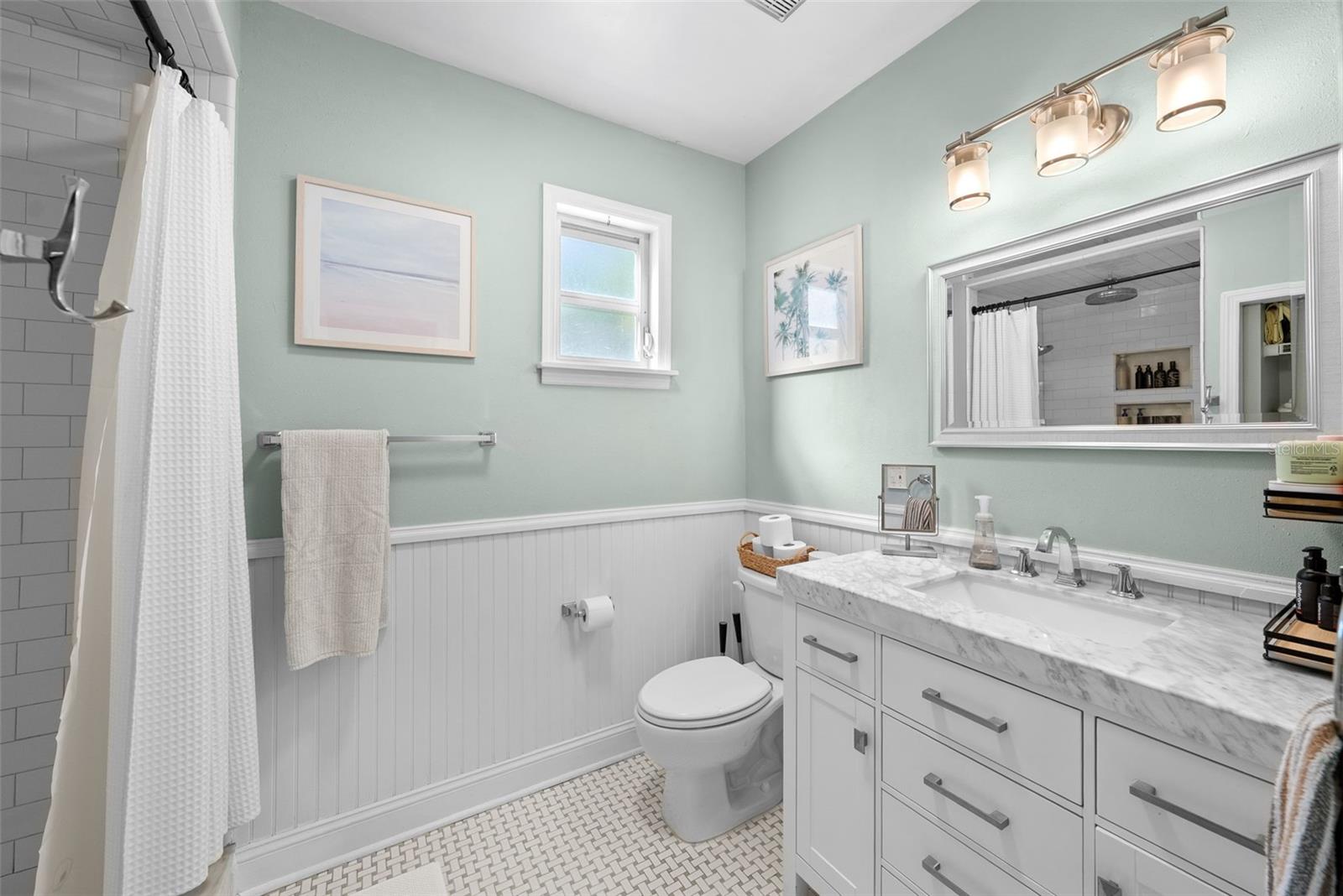 Image 30 of 45 For 3801 Lynwood Avenue