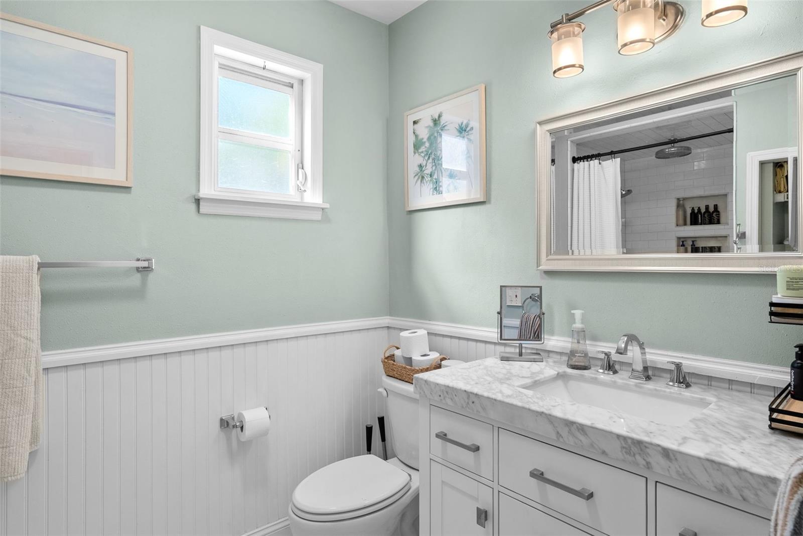 Image 32 of 45 For 3801 Lynwood Avenue