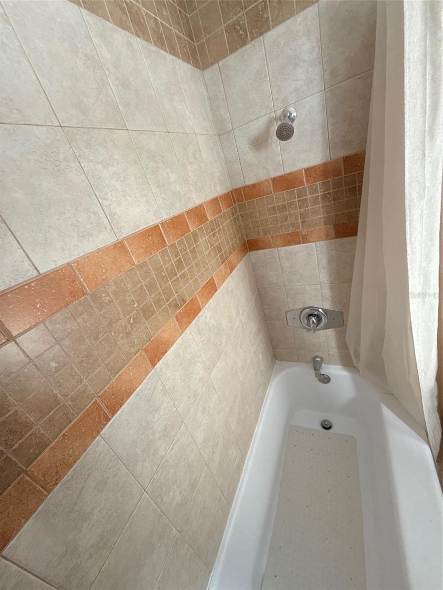 Image 37 of 45 For 3801 Lynwood Avenue