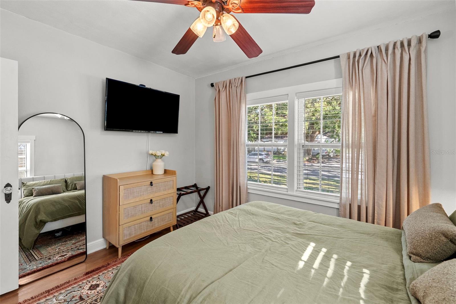 Image 41 of 45 For 3801 Lynwood Avenue