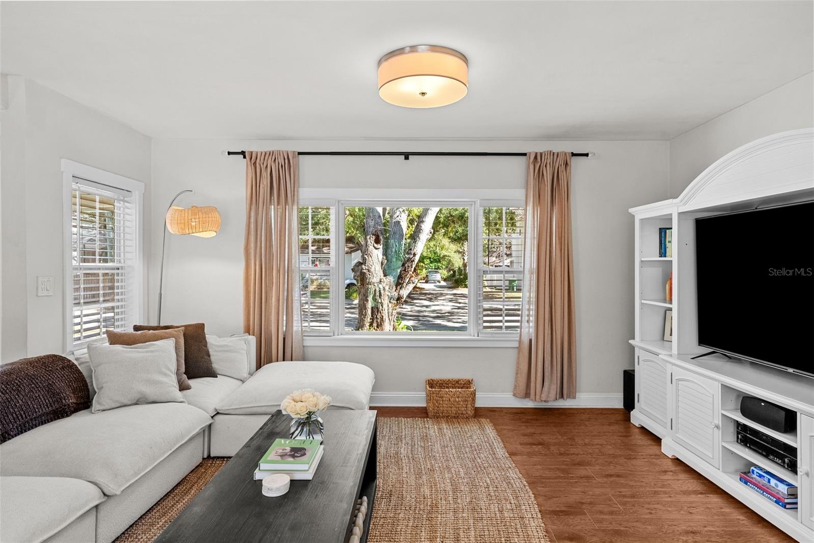 Image 7 of 45 For 3801 Lynwood Avenue