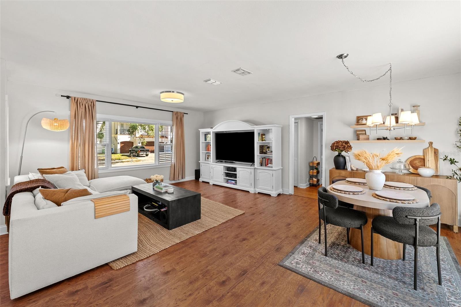 Image 9 of 45 For 3801 Lynwood Avenue