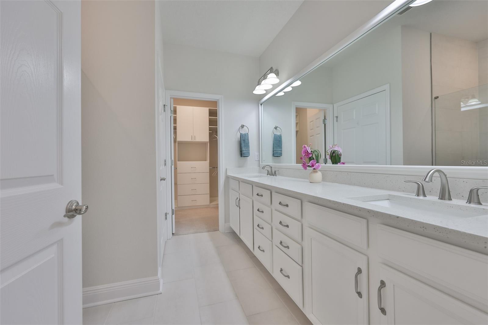 Image 9 of 49 For 13908 Kingfisher Glen Drive