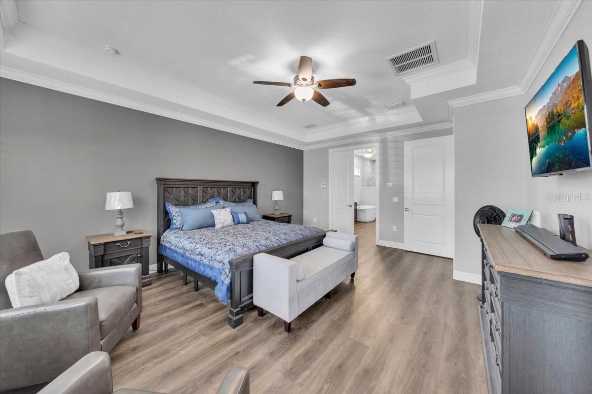 Image 16 of 38 For 8011 Revels Road