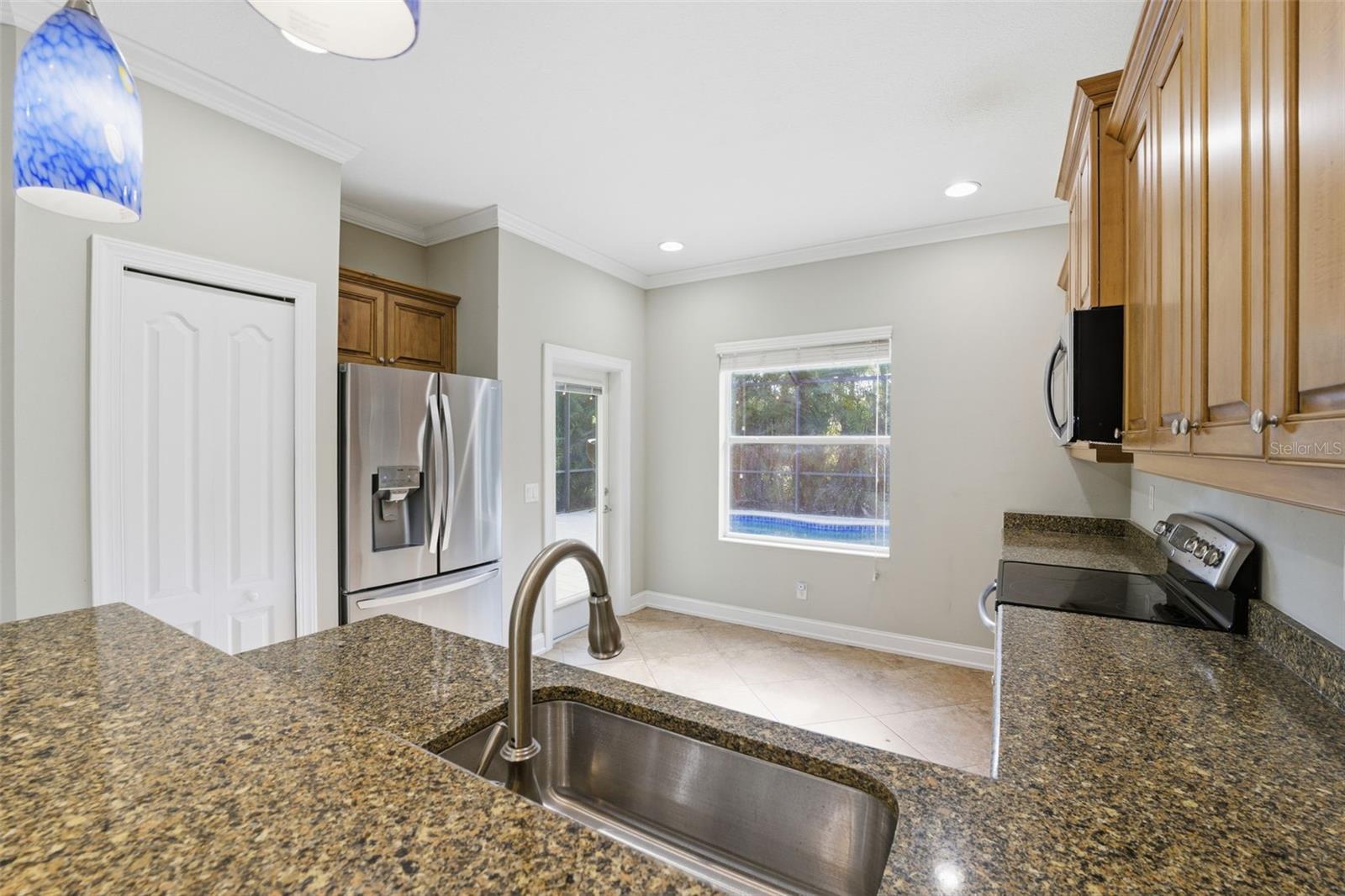 Image 12 of 44 For 4911 Boston Common Glen