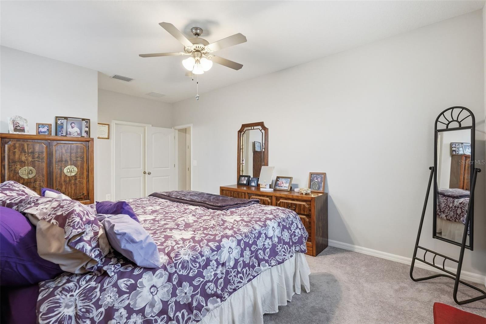 Image 37 of 62 For 13338 Newport Shores Drive