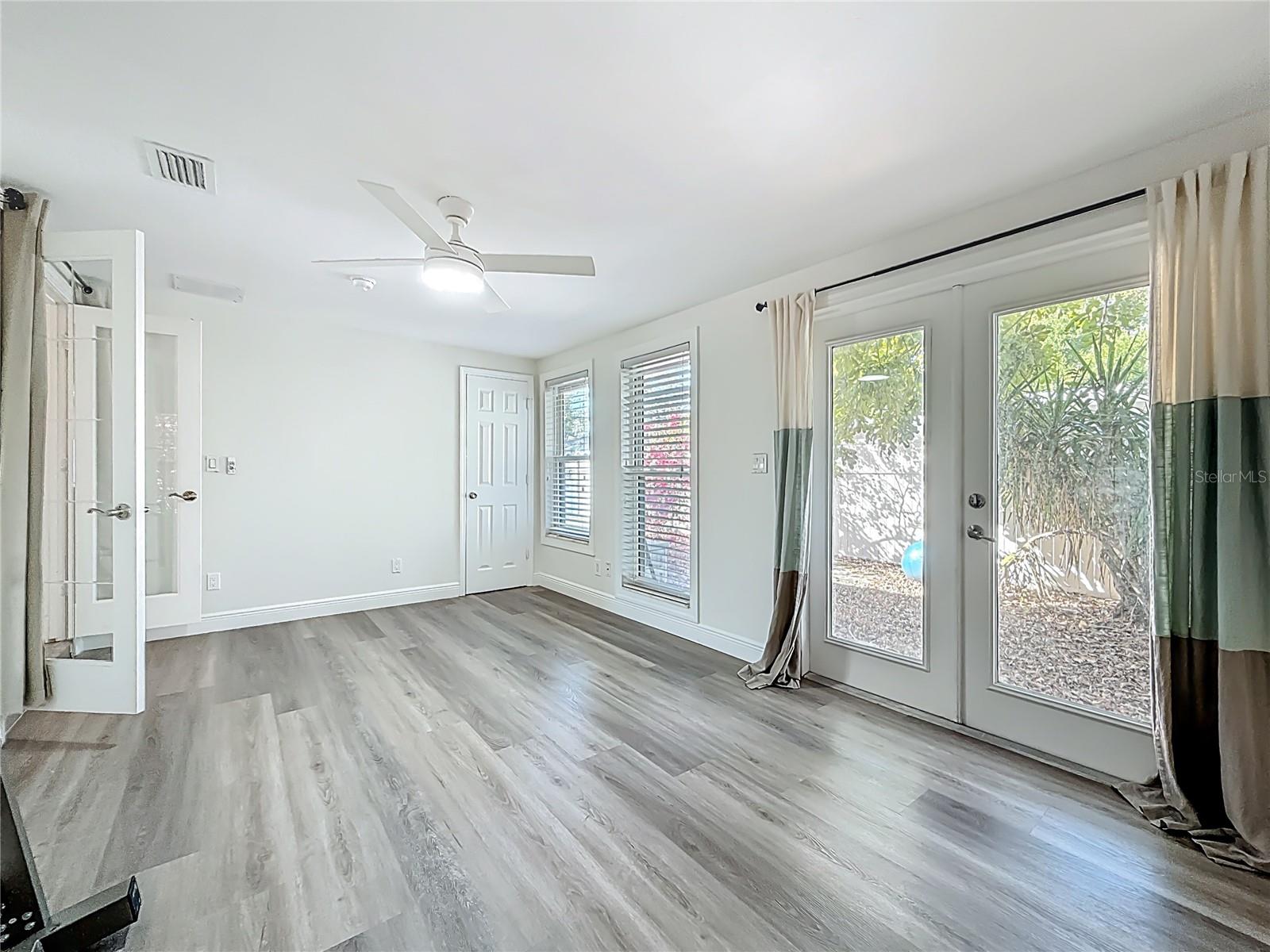 Image 15 of 72 For 424 72nd Street N