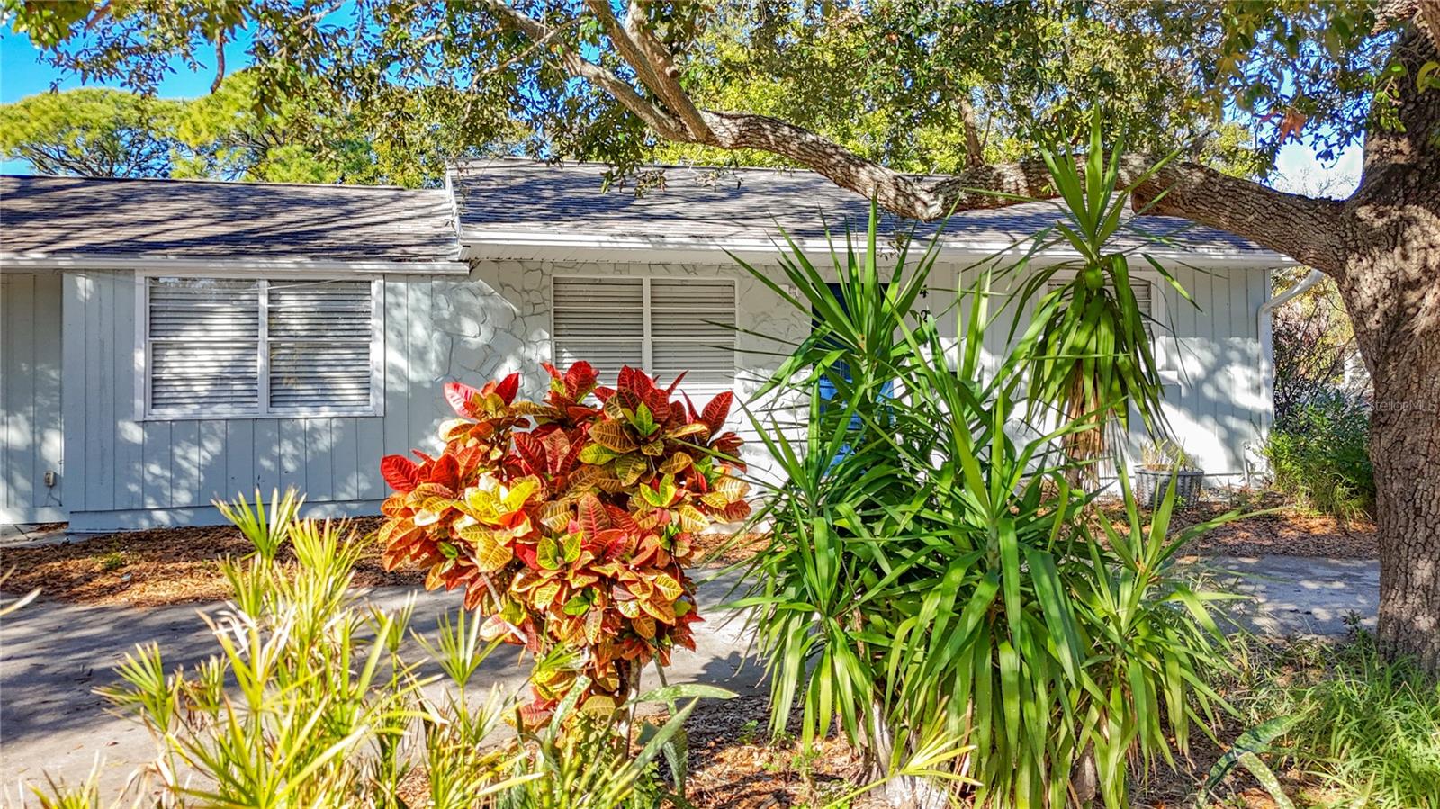 Image 44 of 72 For 424 72nd Street N