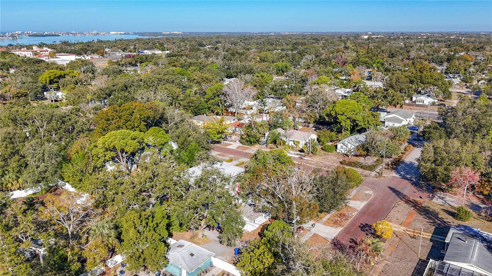 Image 59 of 72 For 424 72nd Street N