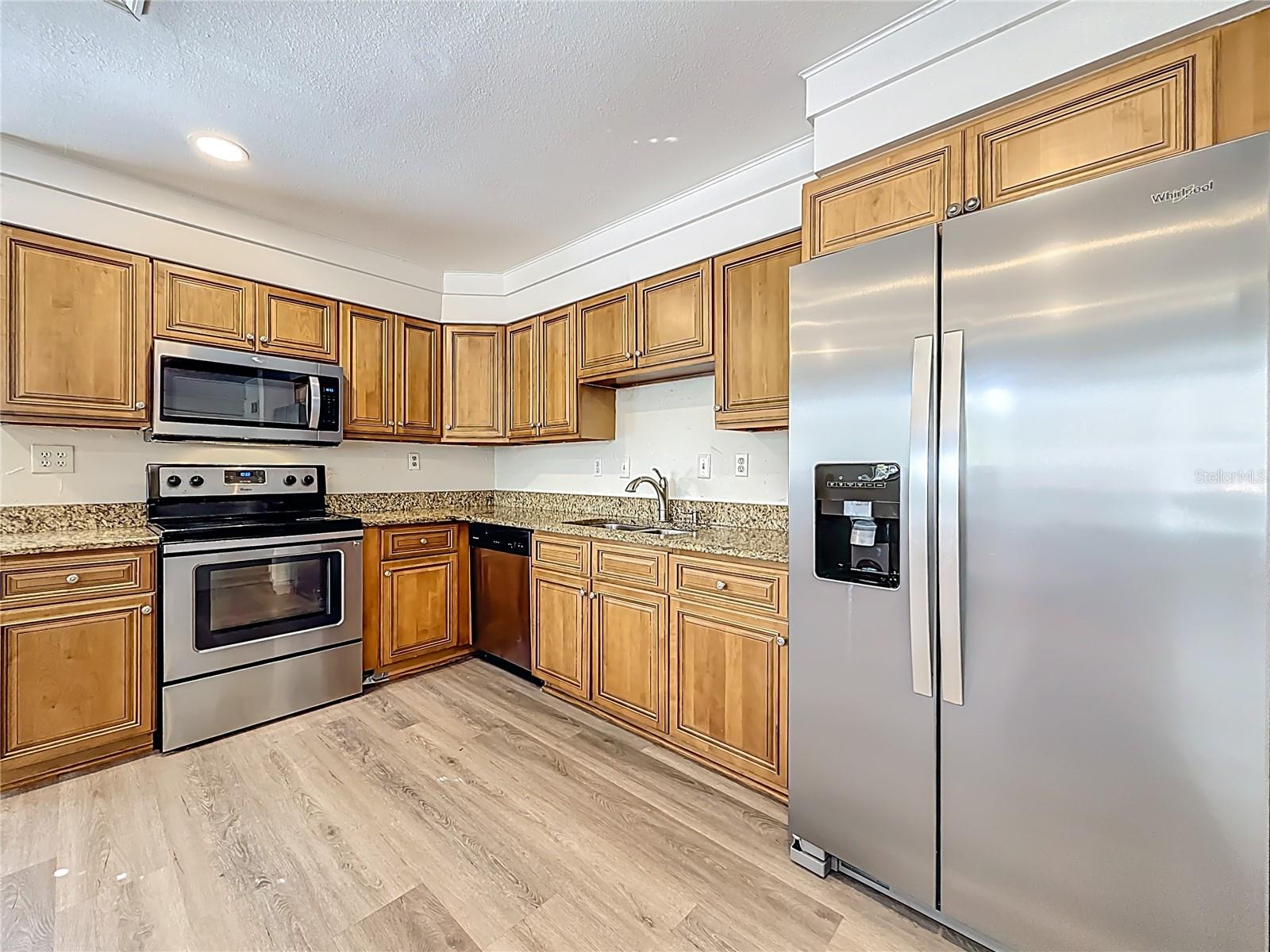 Image 8 of 72 For 424 72nd Street N