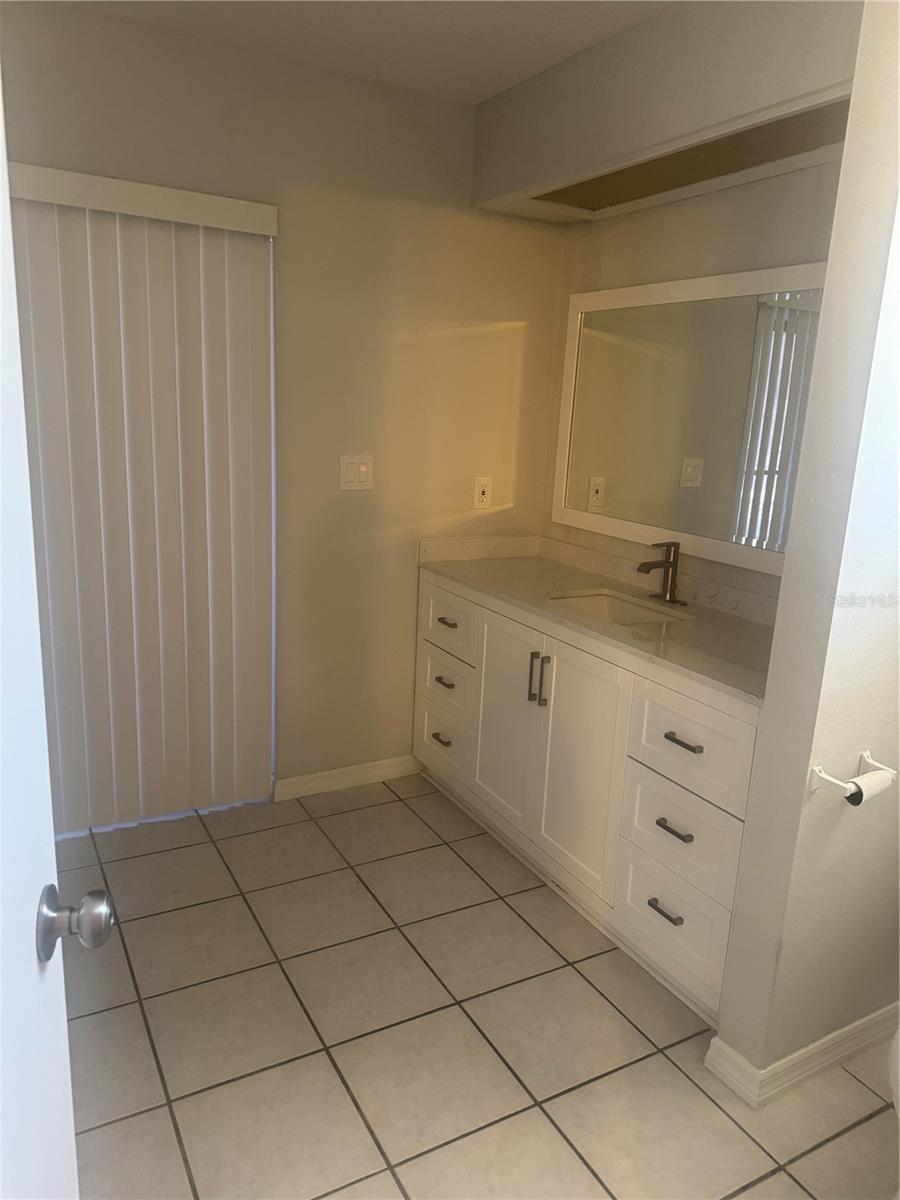 Image 17 of 21 For 8320 Sanden Drive