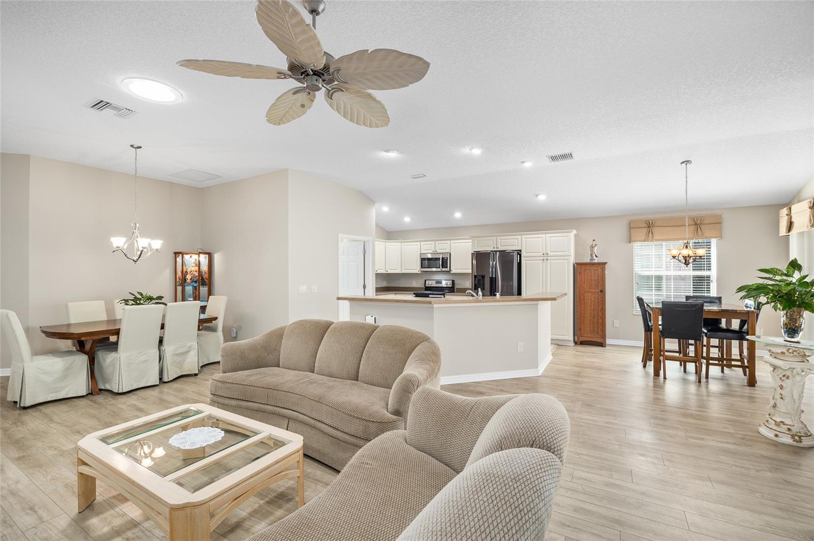 Image 10 of 37 For 3258 Sylewood Avenue