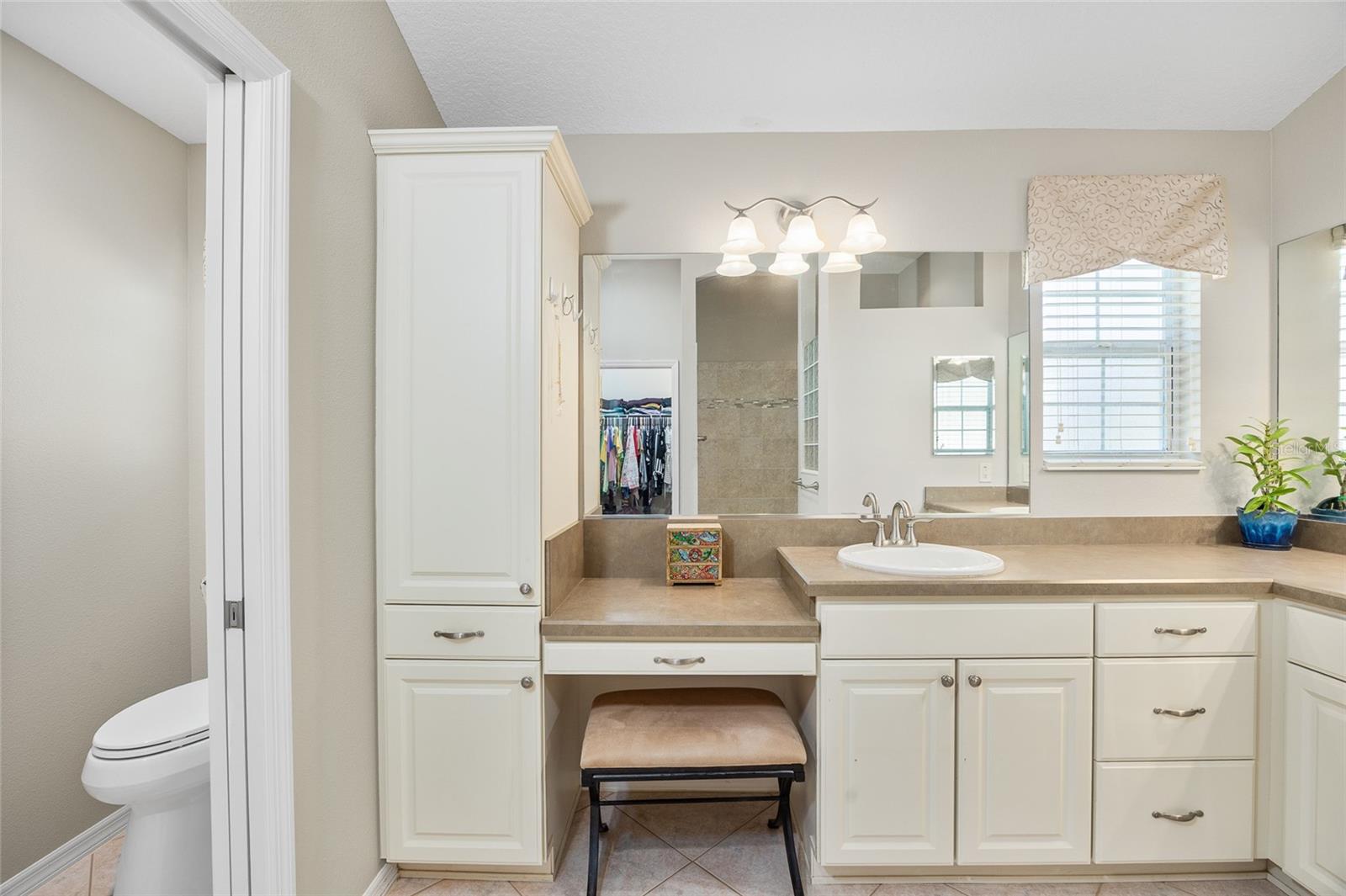 Image 21 of 37 For 3258 Sylewood Avenue