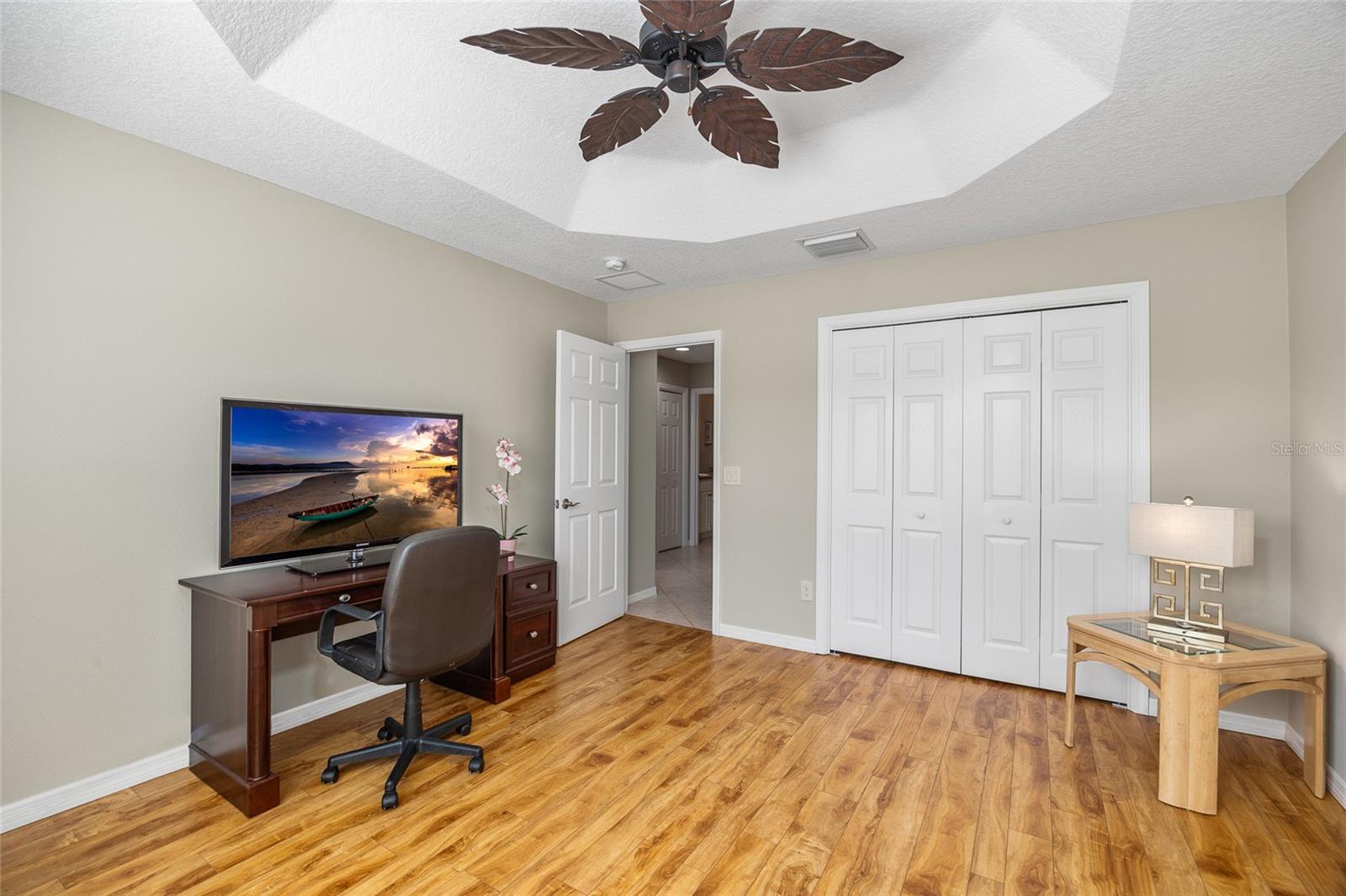 Image 28 of 37 For 3258 Sylewood Avenue