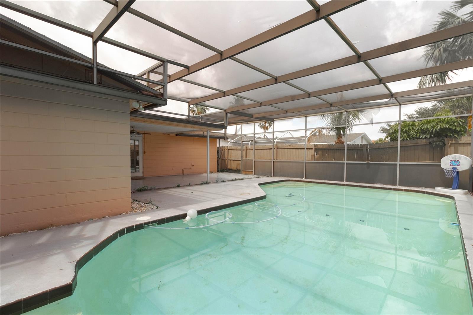 Image 23 of 27 For 3402 Seffner Drive