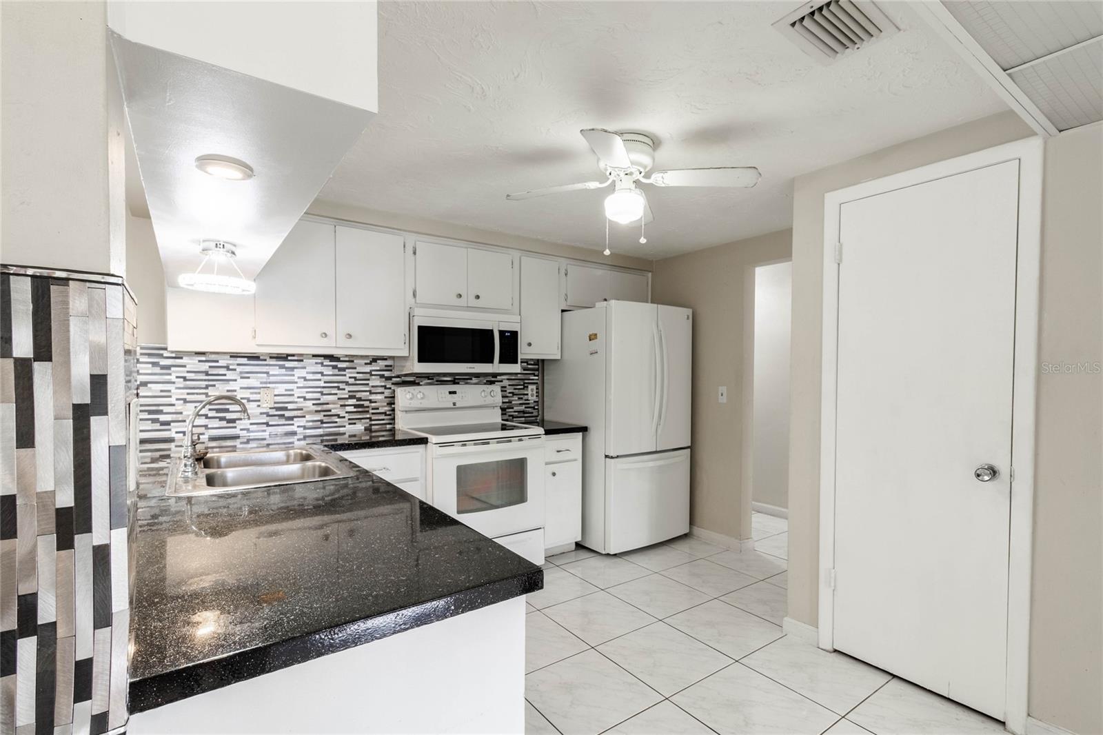 Image 8 of 27 For 3402 Seffner Drive