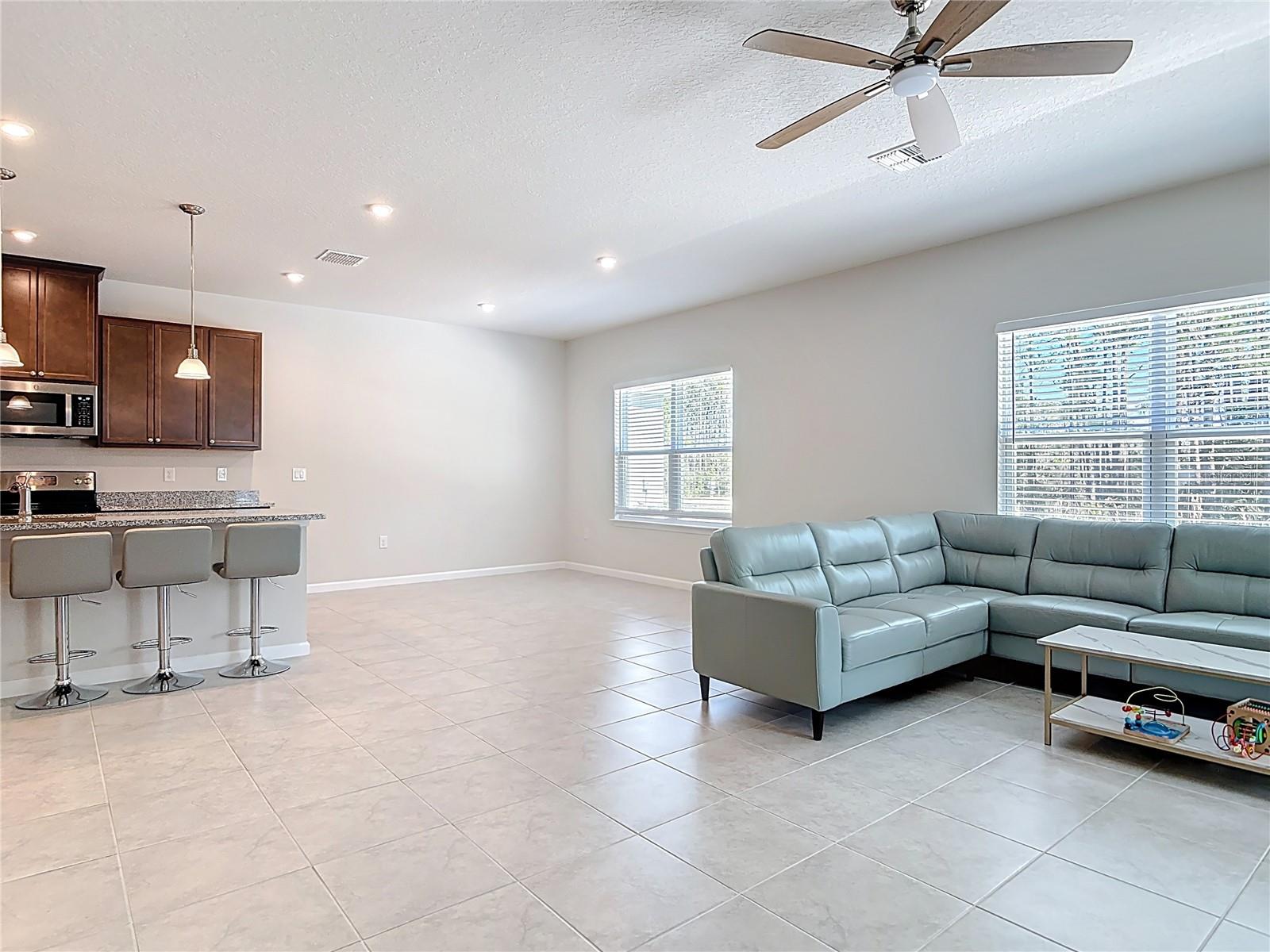 Image 17 of 51 For 121 Eagle Harbor Way Way