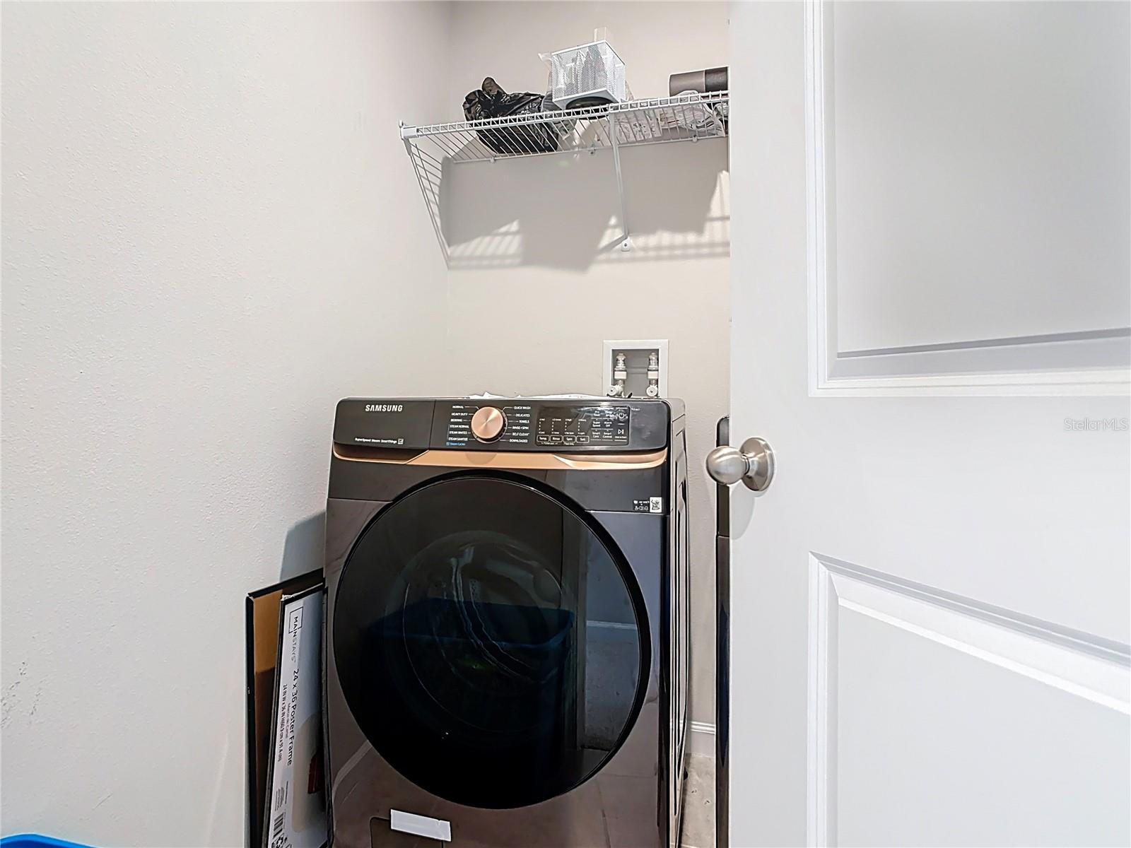 Image 37 of 51 For 121 Eagle Harbor Way Way