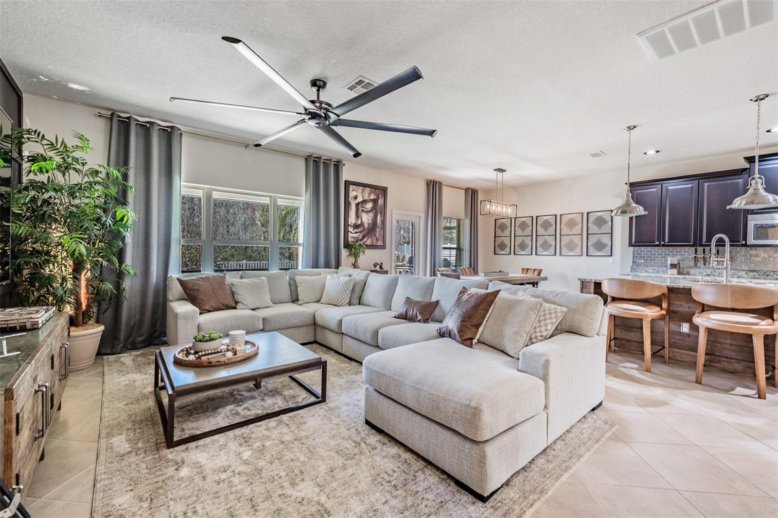 Listing photo id 12 for 19230 Pepper Grass Drive