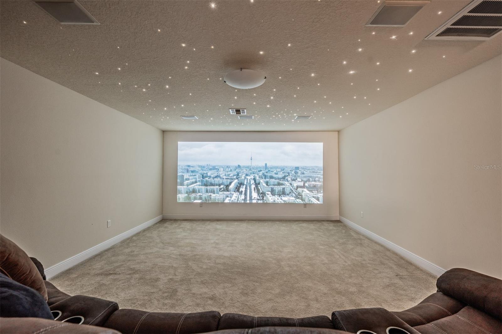 Listing photo id 31 for 19230 Pepper Grass Drive