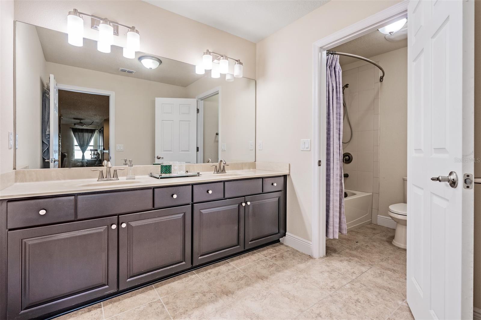 Listing photo id 35 for 19230 Pepper Grass Drive