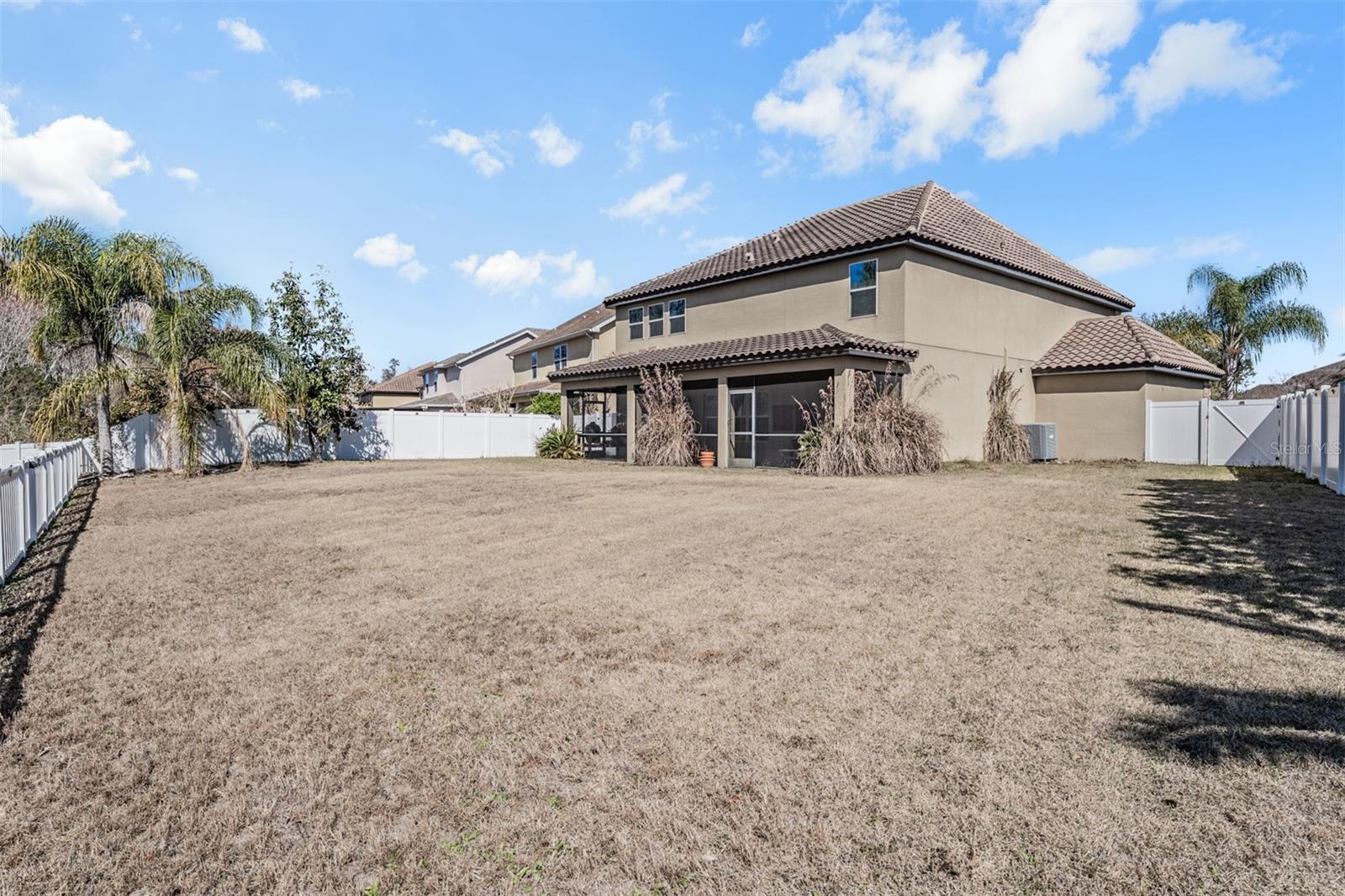 Listing photo id 45 for 19230 Pepper Grass Drive