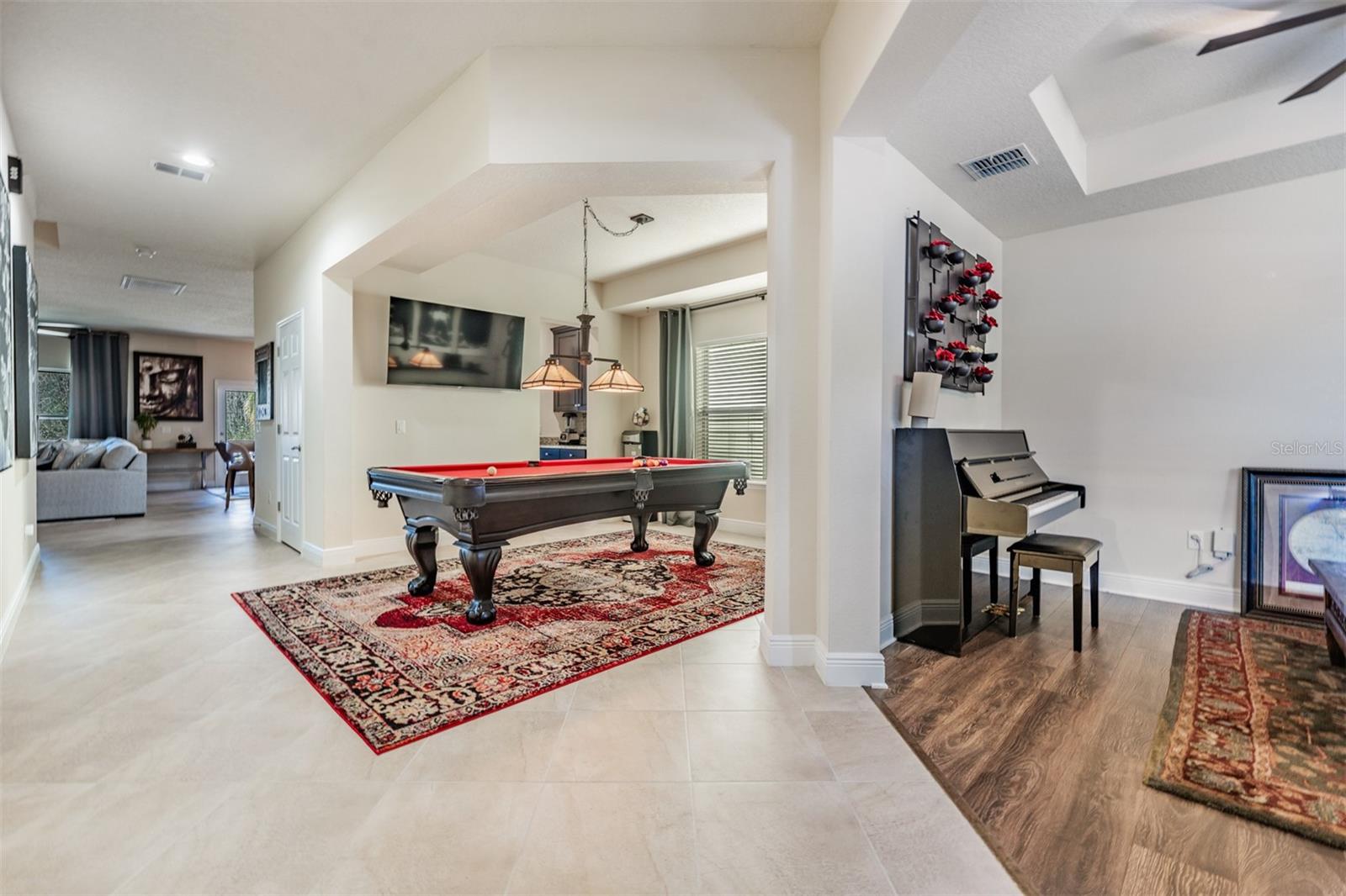 Listing photo id 6 for 19230 Pepper Grass Drive