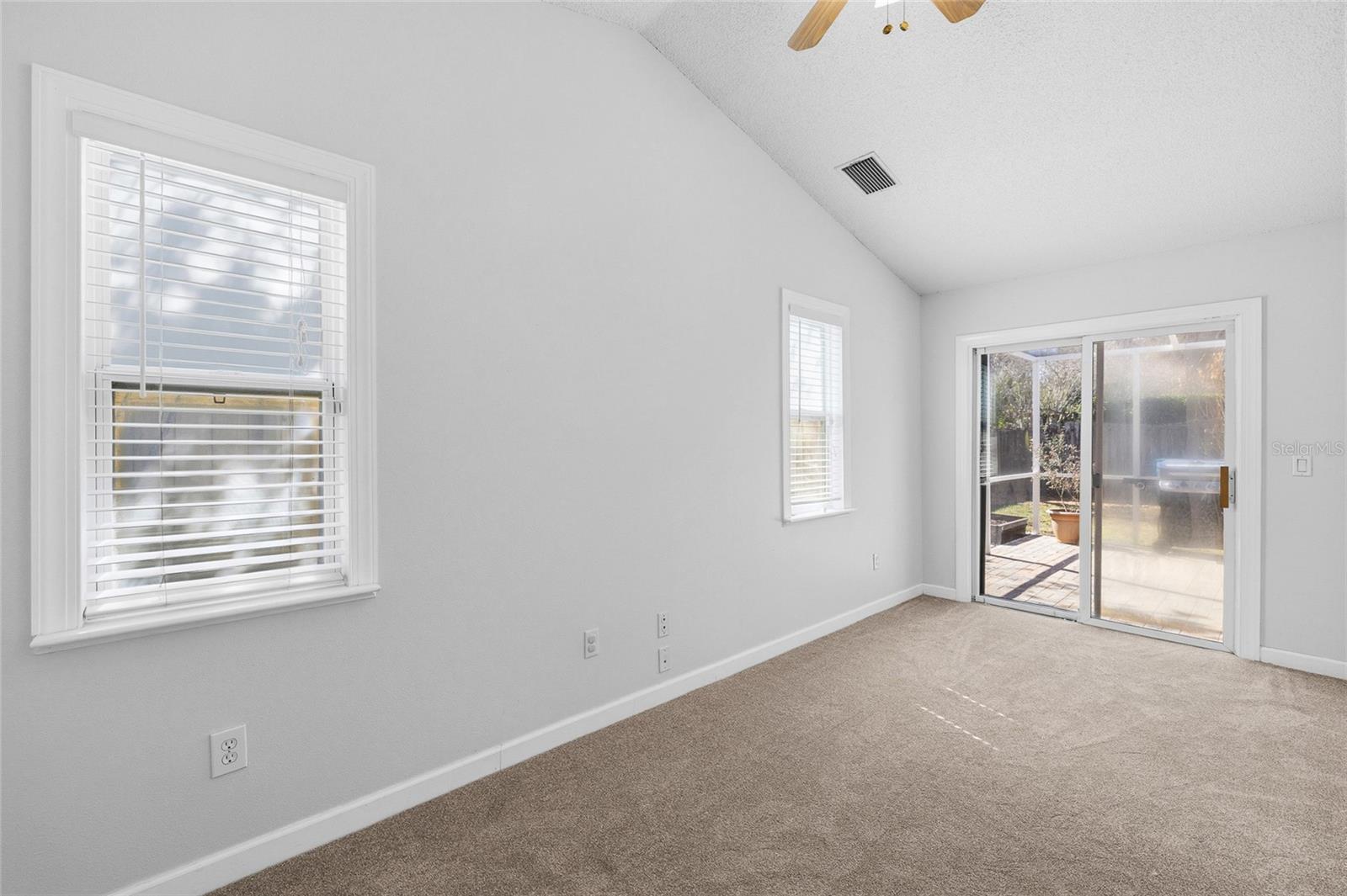 Image 26 of 47 For 3570 Deer Run S