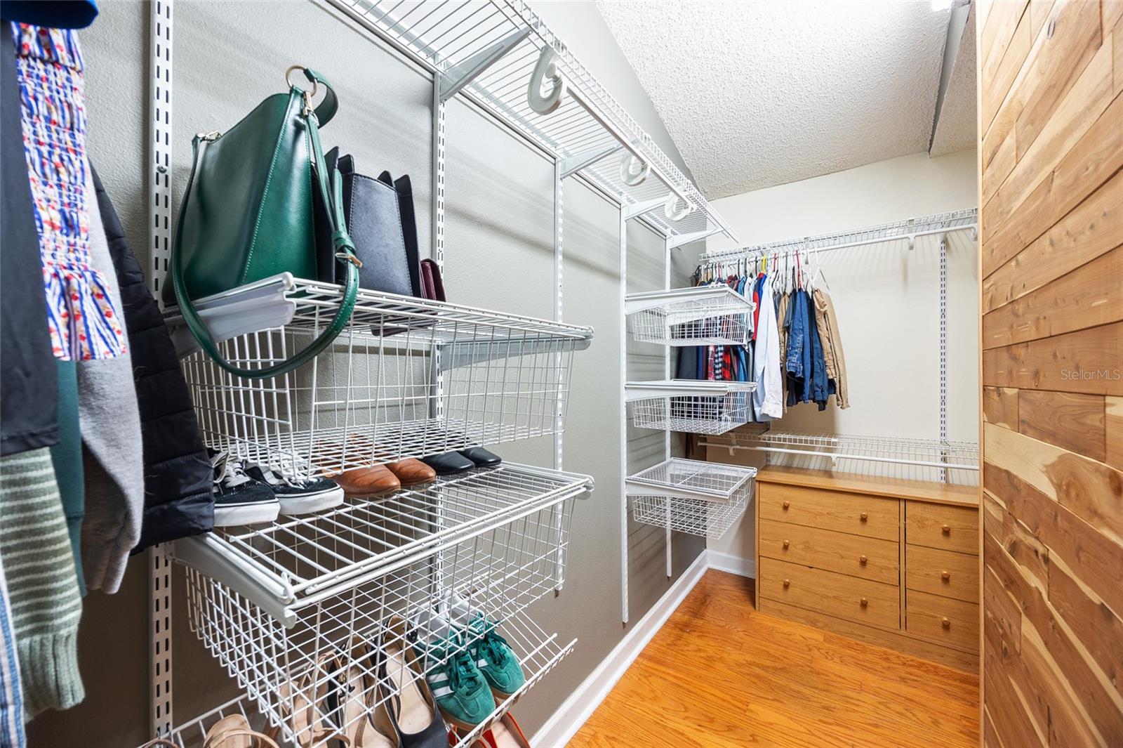 Image 30 of 47 For 3570 Deer Run S